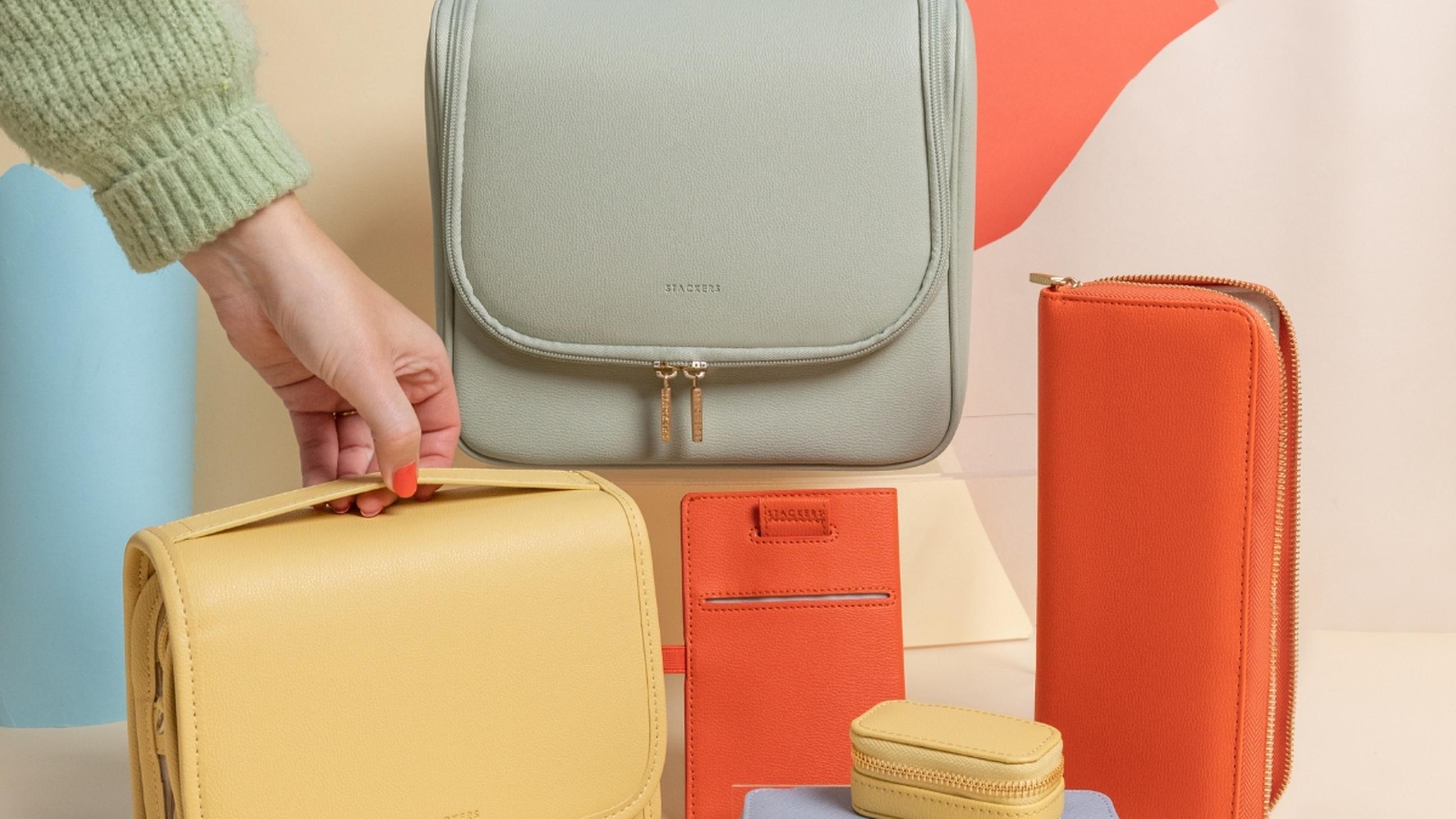 How To Stay Organised While You Travel
